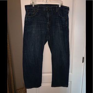 Levi’s 569 jeans